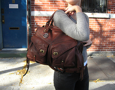 12252233851223857079_med