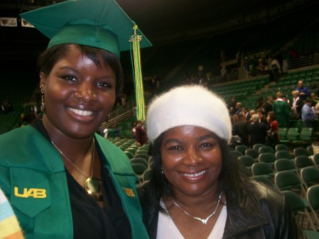 mom_andrea_gradpic2008